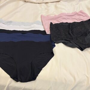 lululemon athletica Women's Panties Set - 7 pairs.